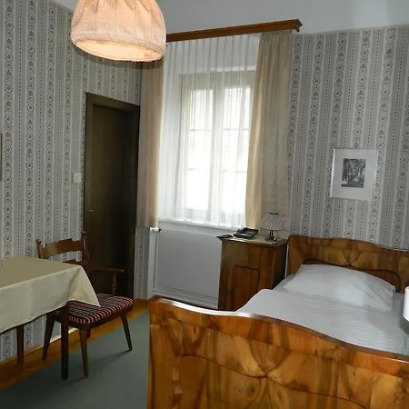 Hotel-garni Goldenes Kreuz Hotel 3*