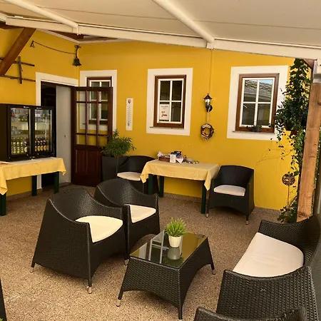 Hotel-garni Goldenes Kreuz Grein