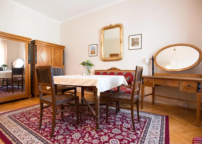 Hotel Hotel-garni Goldenes Kreuz Grein